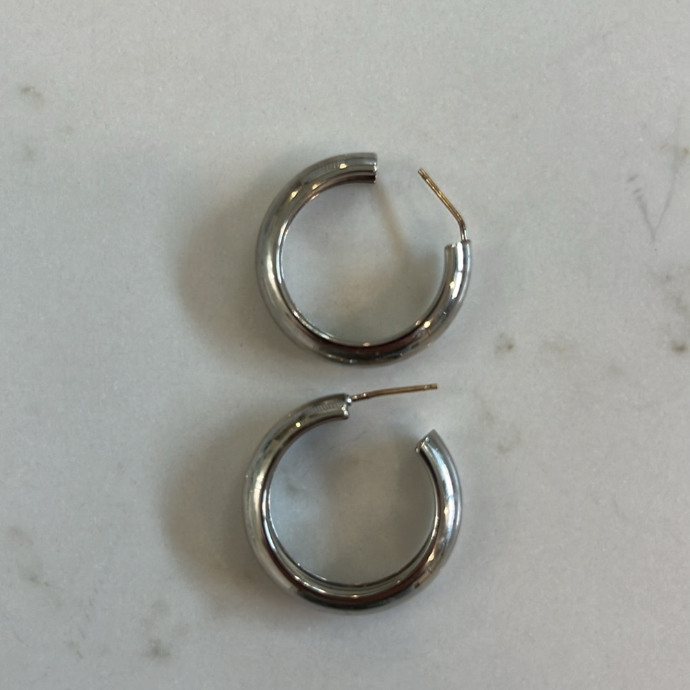 Statement Silver hoop Huggies earrings